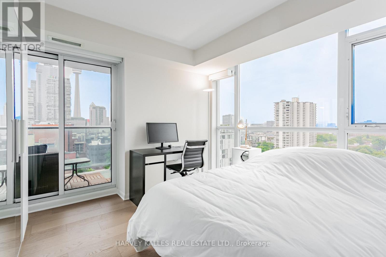 1610 - 96 St Patrick Street, Toronto, Ontario  M5T 1V2 - Photo 14 - C12556874