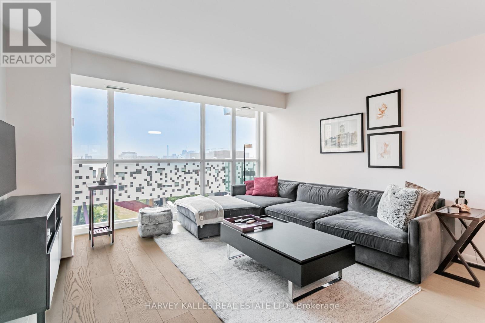 1610 - 96 St Patrick Street, Toronto, Ontario  M5T 1V2 - Photo 2 - C12556874