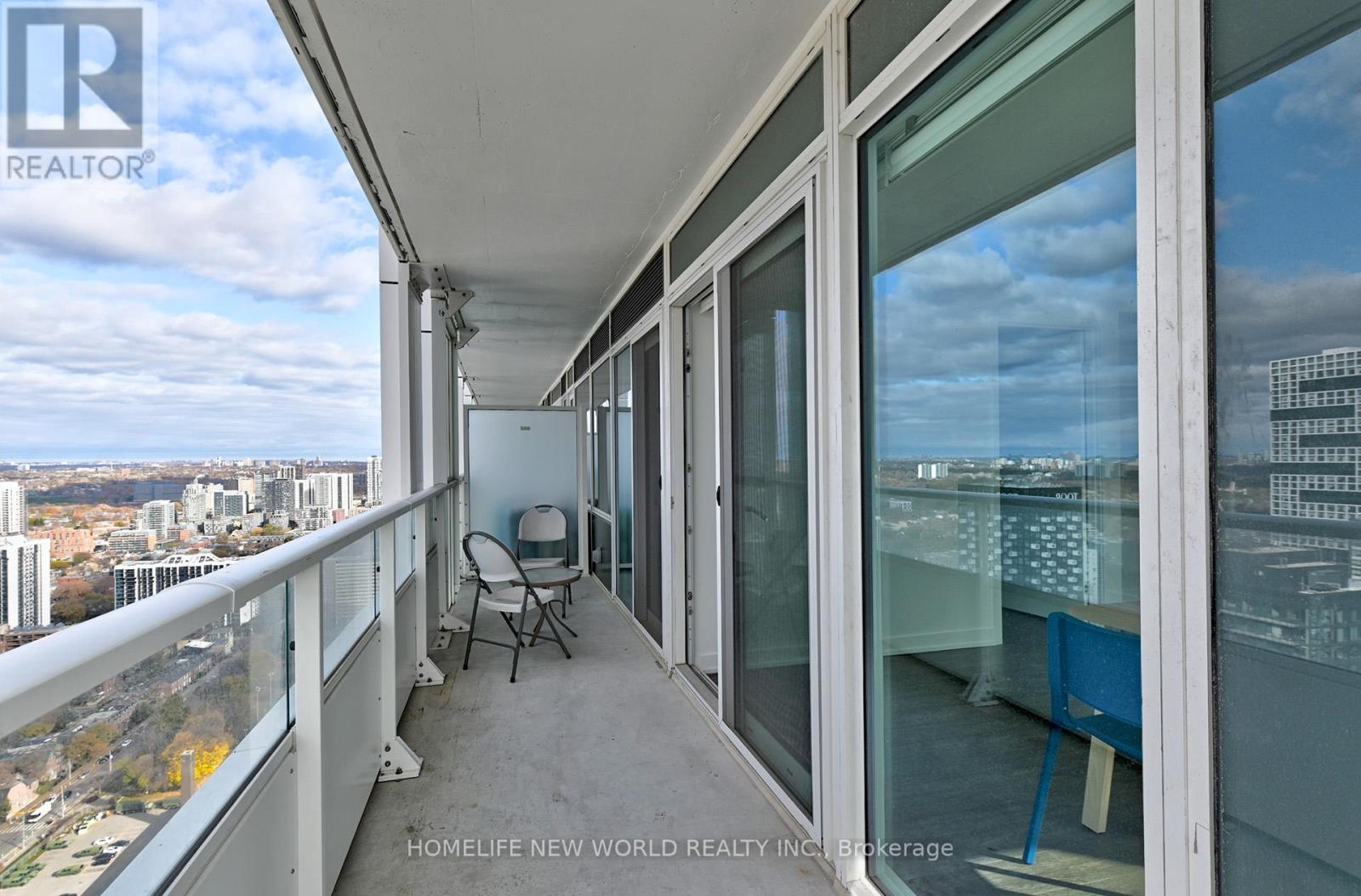 4311 - 88 Queen Street E, Toronto, Ontario  M5H 2M5 - Photo 18 - C12556886