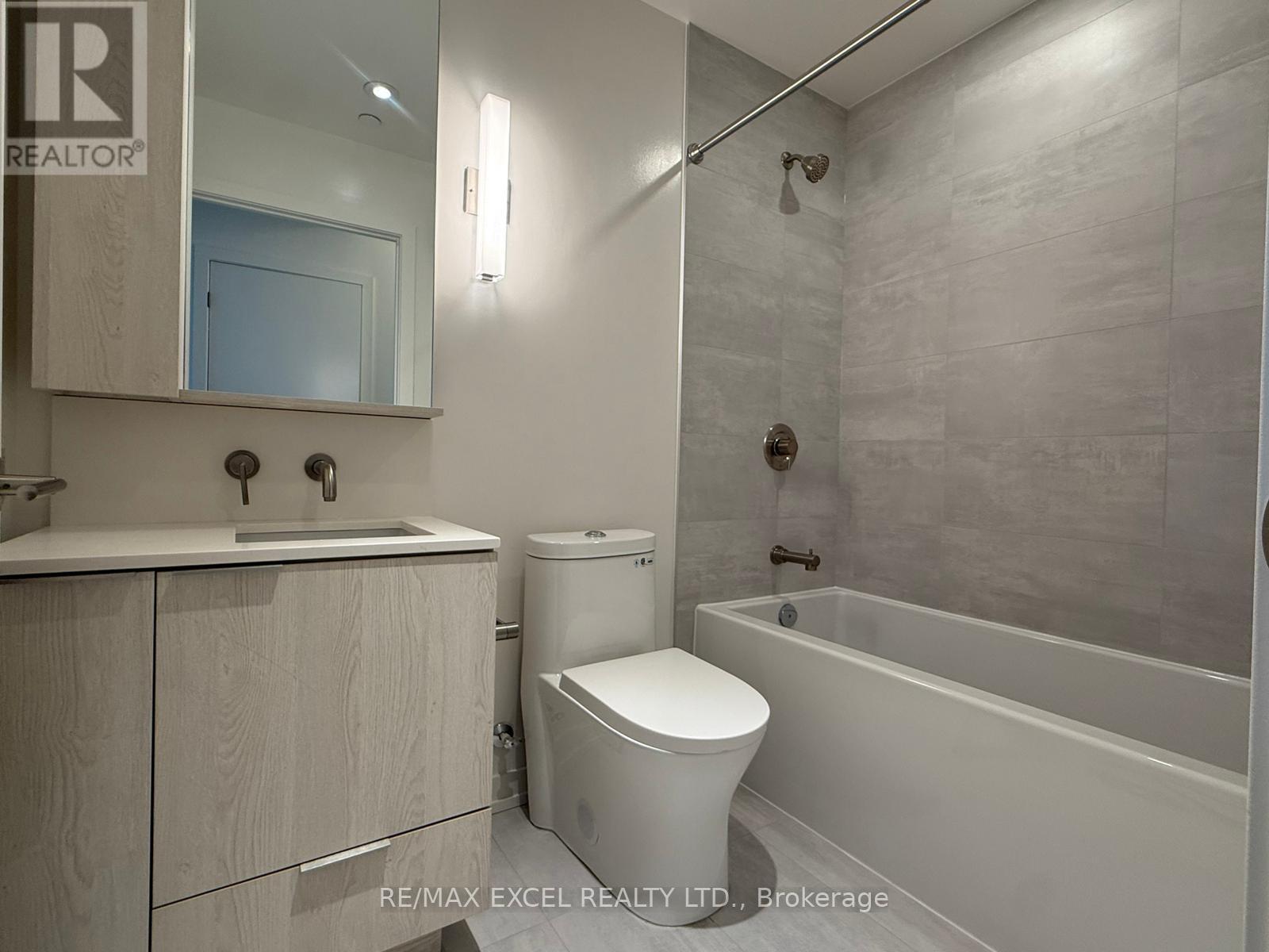 1903 - 110 Broadway Avenue, Toronto, Ontario  M4P 1V7 - Photo 9 - C12556920