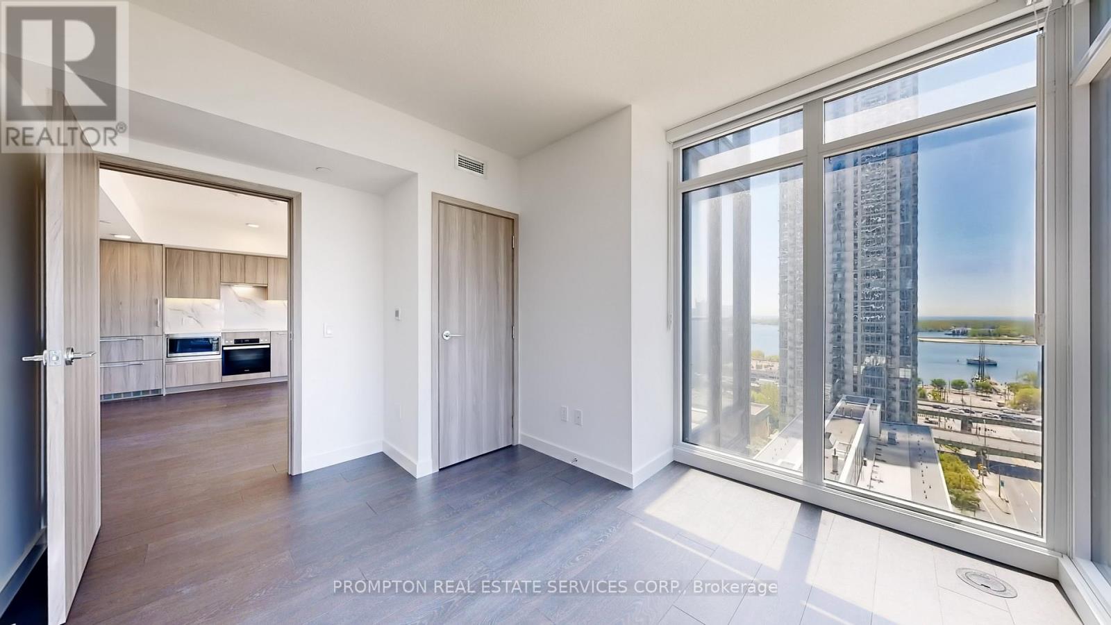 2311 - 3 Concord Cityplace Way, Toronto, Ontario  M5V 0X4 - Photo 24 - C12556954