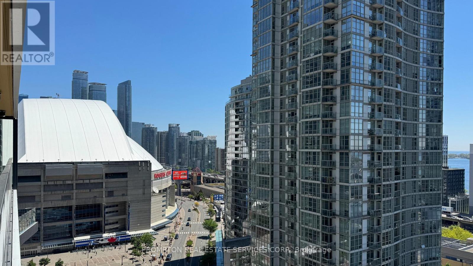 2311 - 3 Concord Cityplace Way, Toronto, Ontario  M5V 0X4 - Photo 33 - C12556954