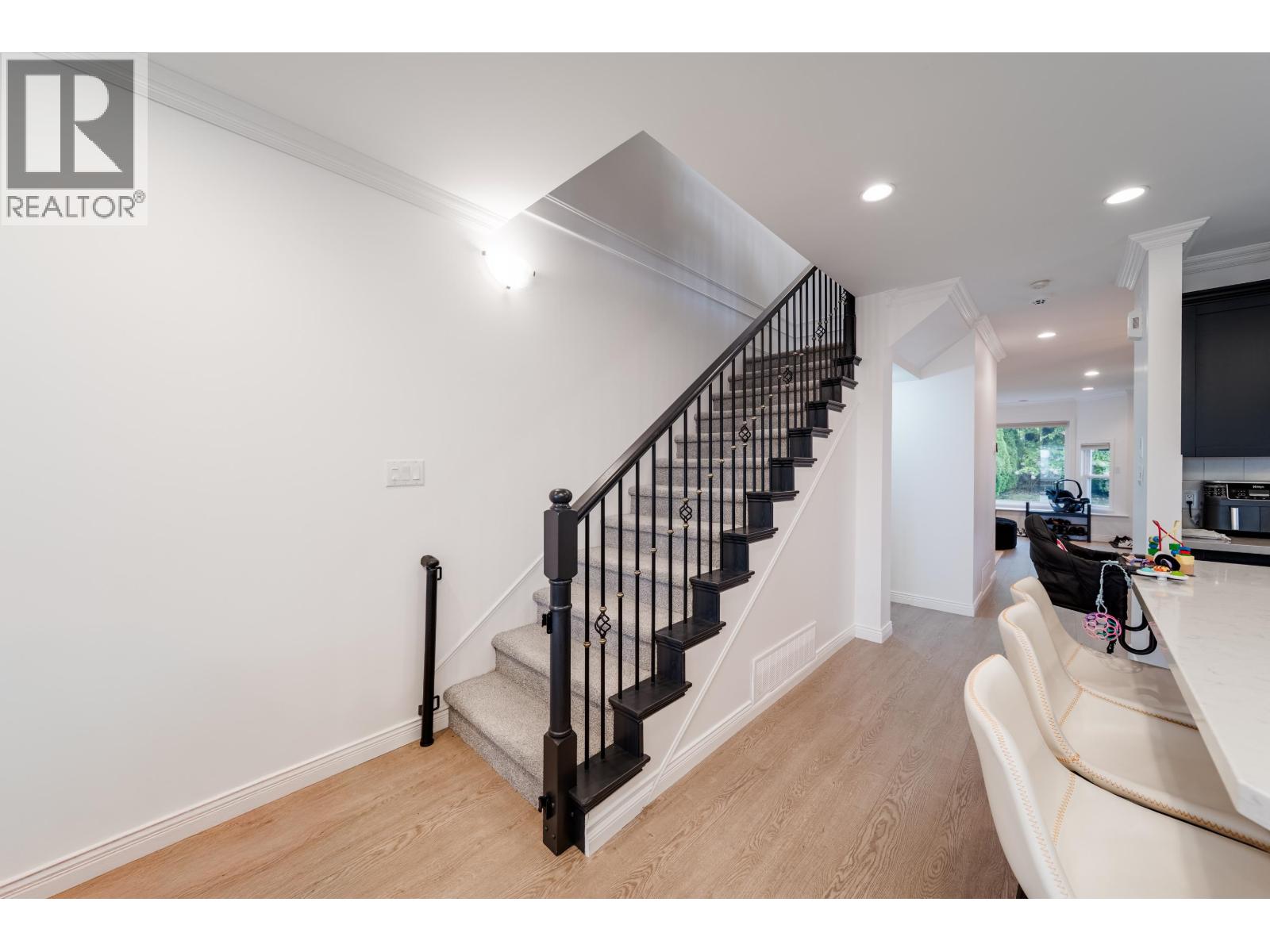 1126 Rochester Avenue, Coquitlam, British Columbia  V3K 2X4 - Photo 13 - R3067701