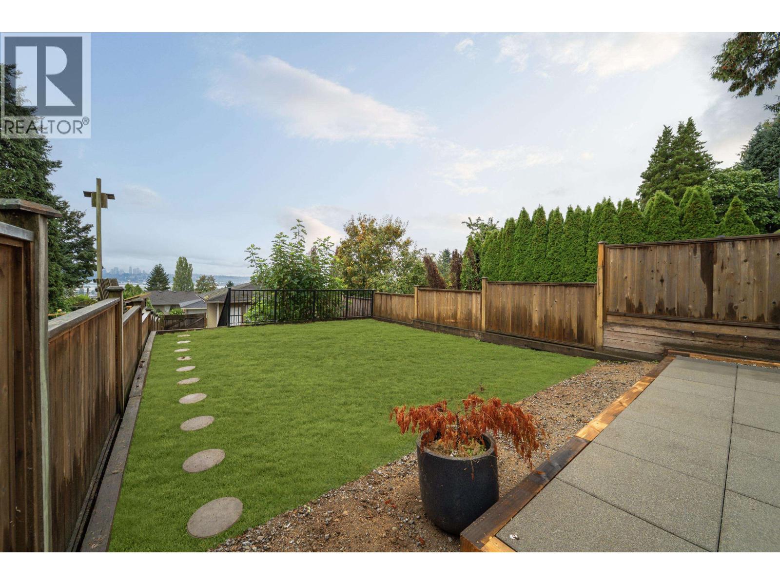 1126 Rochester Avenue, Coquitlam, British Columbia  V3K 2X4 - Photo 25 - R3067701