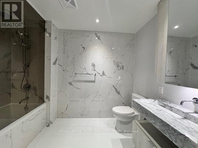 5203 - 11 Yorkville Avenue N, Toronto, Ontario M4W 0B7 - Photo 18 - C12536546