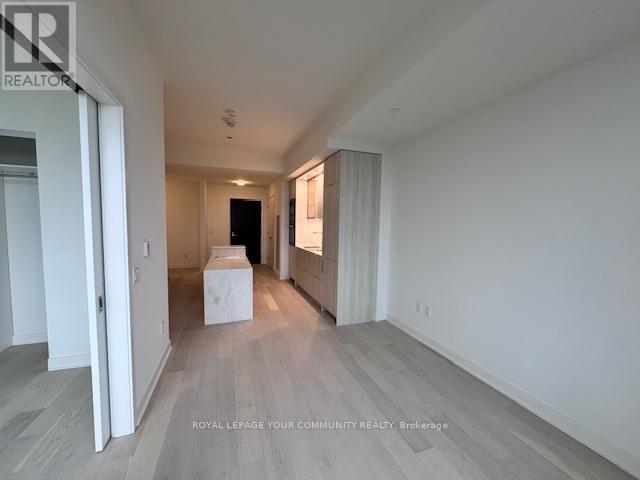 5203 - 11 Yorkville Avenue N, Toronto, Ontario M4W 0B7 - Photo 16 - C12536546