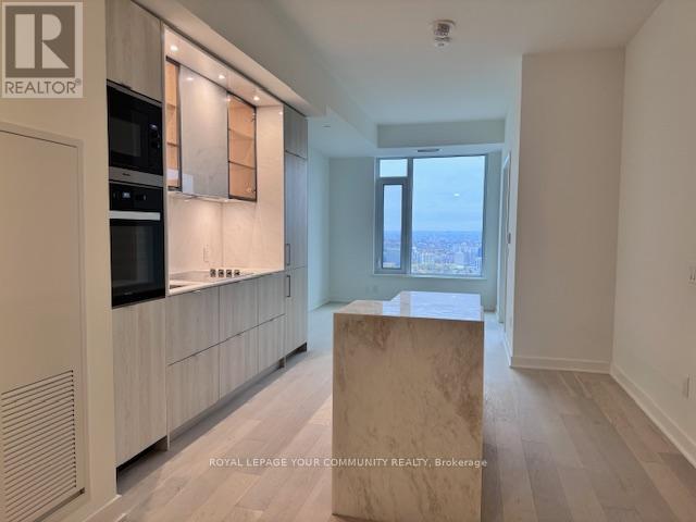 5203 - 11 Yorkville Avenue N, Toronto, Ontario M4W 0B7 - Photo 9 - C12536546