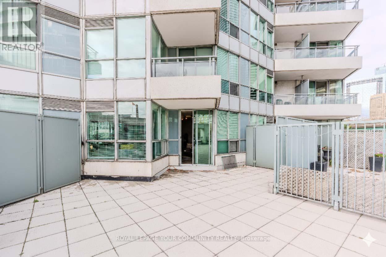 205 - 228 Queens Quay W, Toronto, Ontario  M5J 2X1 - Photo 28 - C12556708