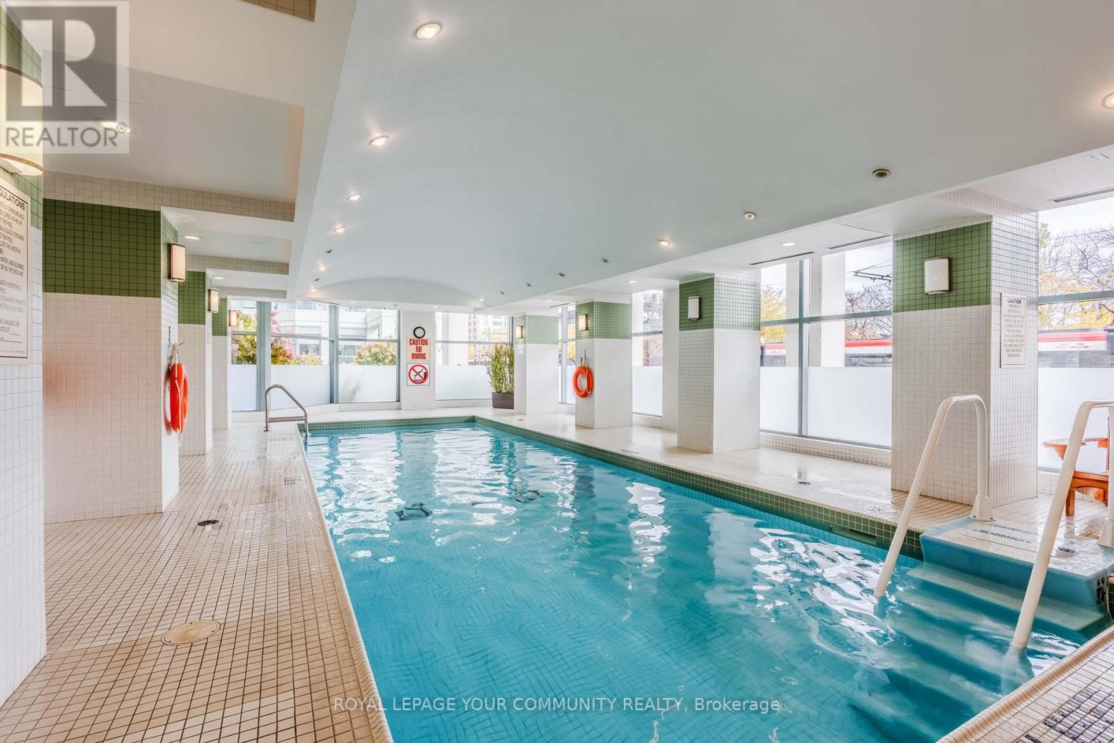 205 - 228 Queens Quay W, Toronto, Ontario  M5J 2X1 - Photo 36 - C12556708