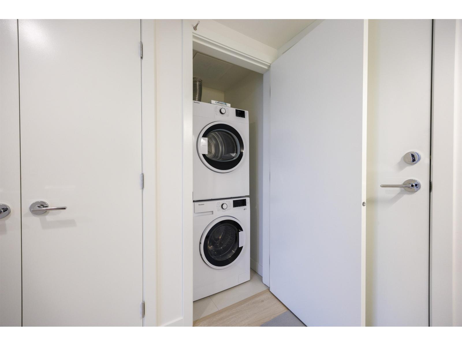 1104 13675 107a Avenue, Surrey, British Columbia V3T 0X2 - Photo 5 - R3068116