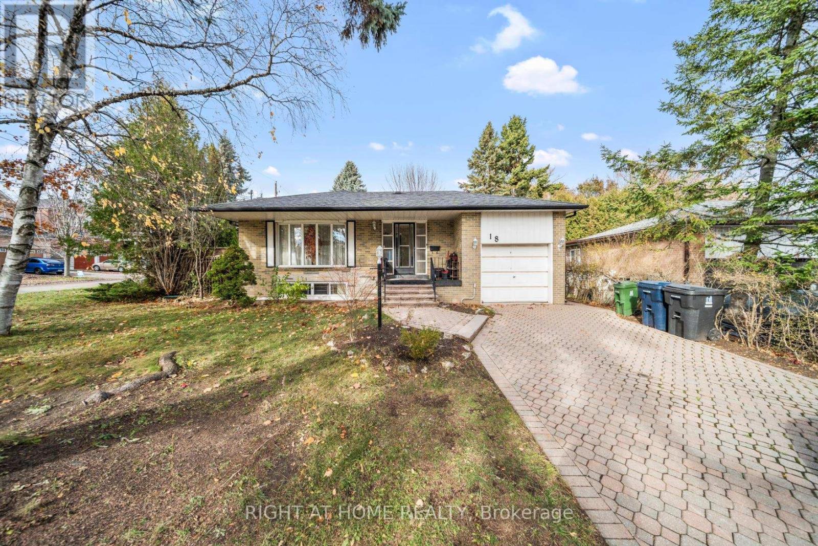 18 JOSALY DRIVE, Toronto, Ontario