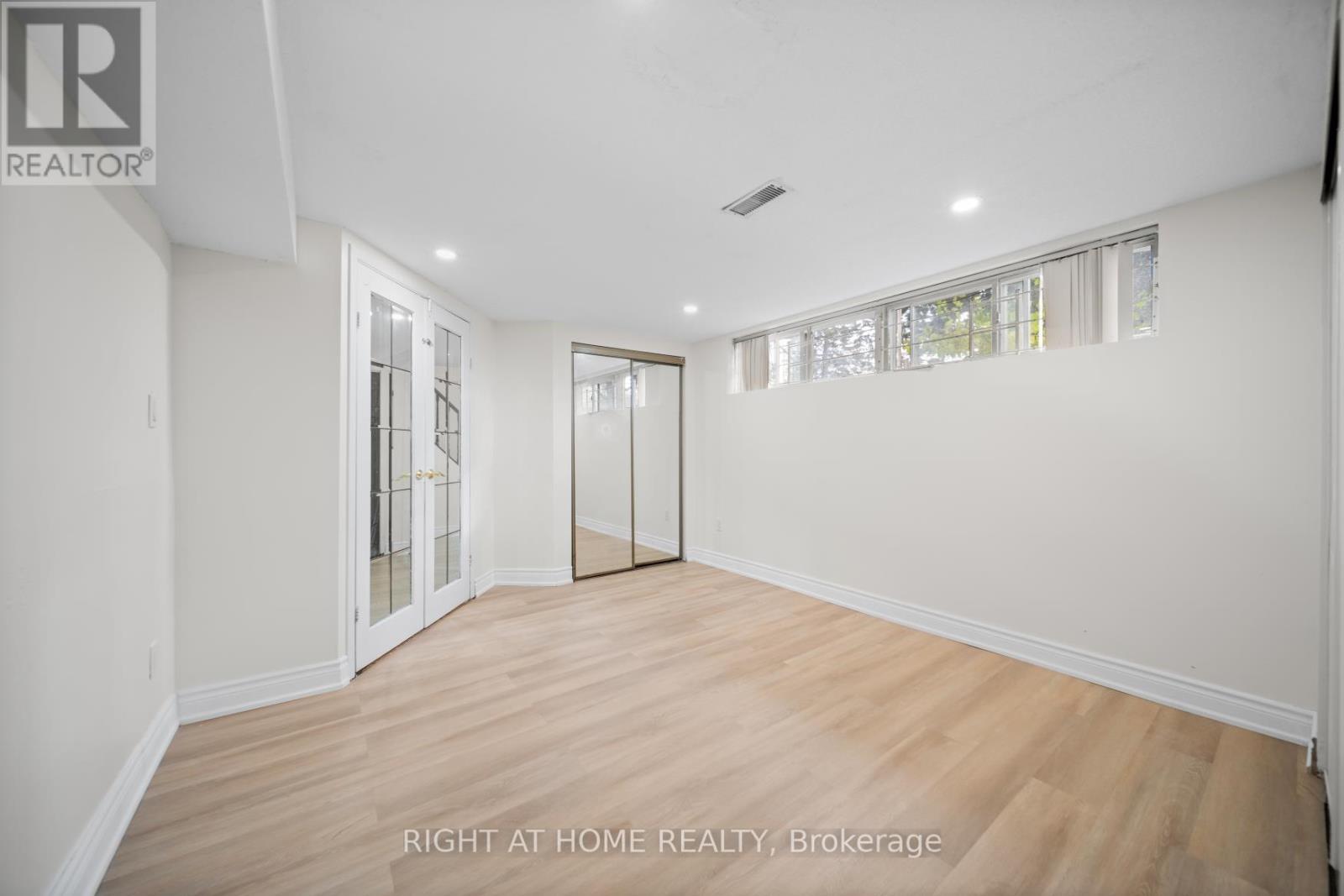 18 Josaly Drive, Toronto, Ontario  M1C 2N5 - Photo 10 - E12556858