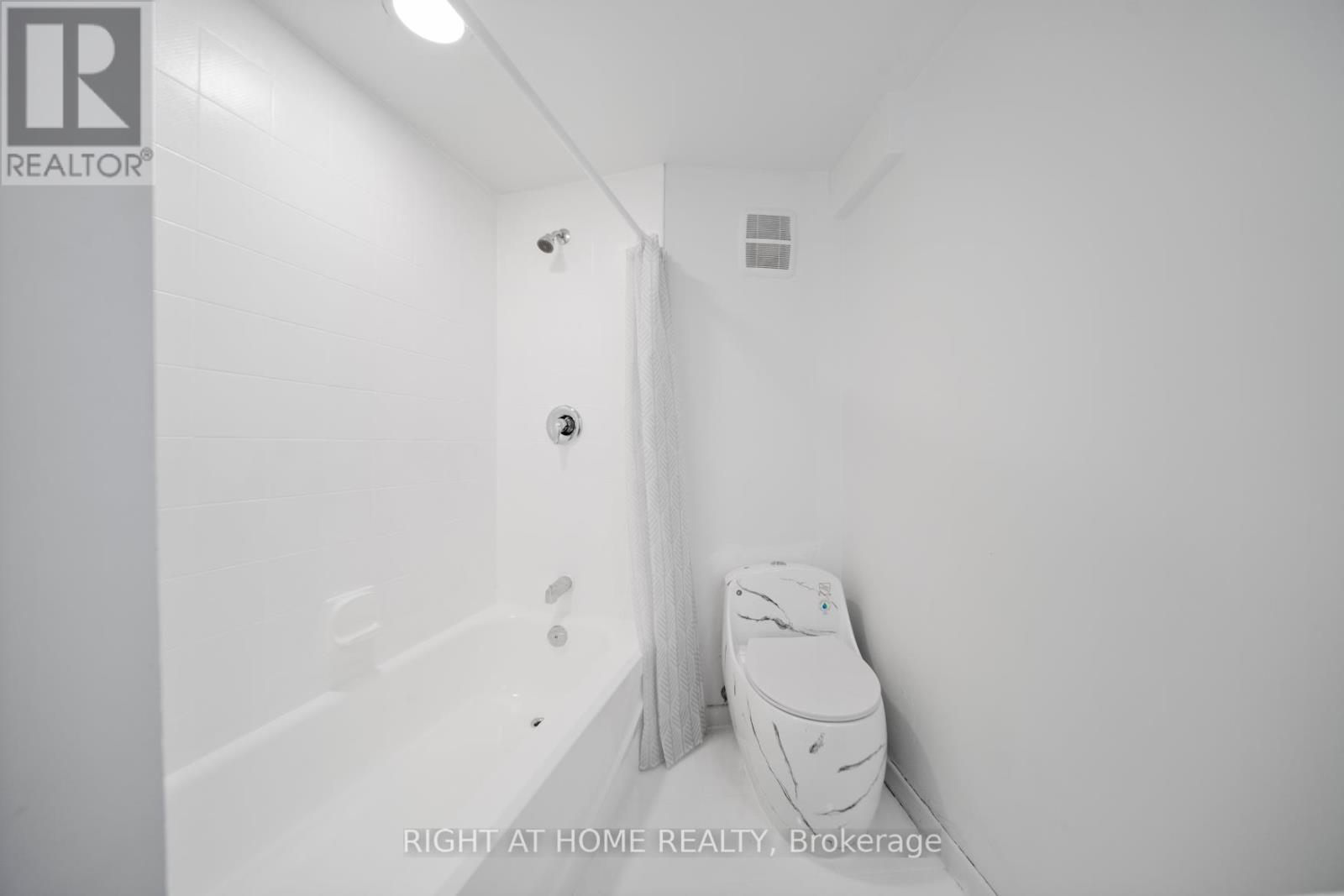 18 Josaly Drive, Toronto, Ontario  M1C 2N5 - Photo 13 - E12556858