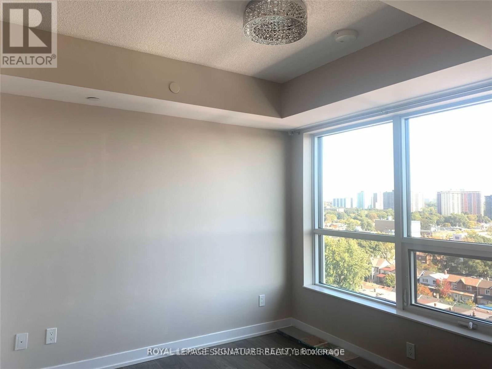 1114 - 8 Trent Avenue, Toronto, Ontario  M4C 0A6 - Photo 6 - E12556884