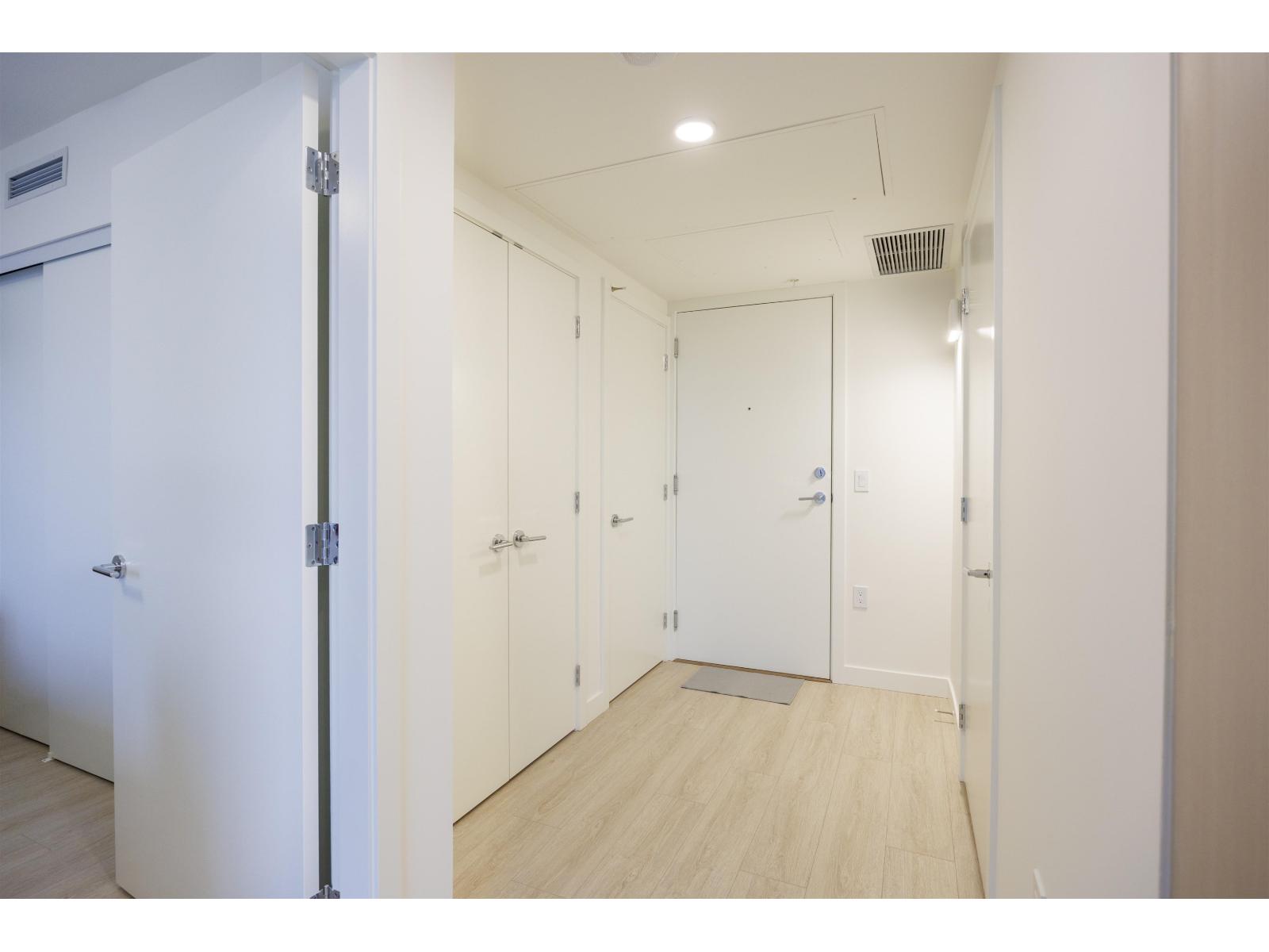 1104 13675 107a Avenue, Surrey, British Columbia V3T 0X2 - Photo 3 - R3068116