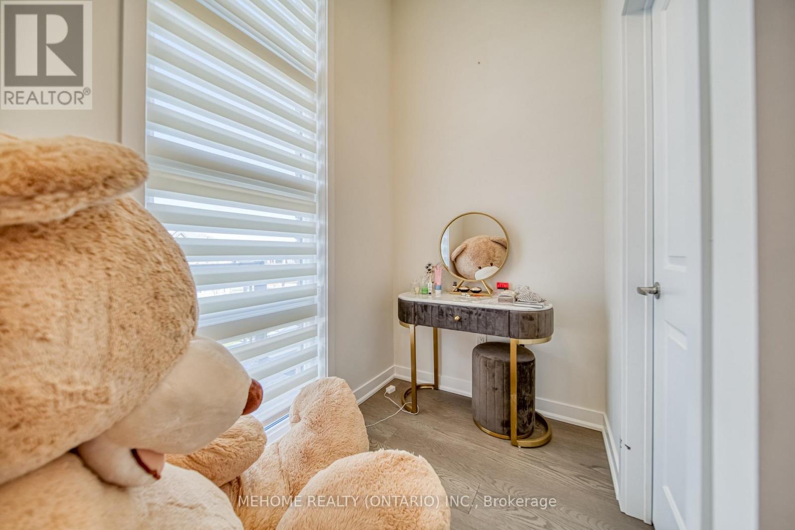 7 Proud Court, Aurora, Ontario  L4G 7B7 - Photo 18 - N12556866