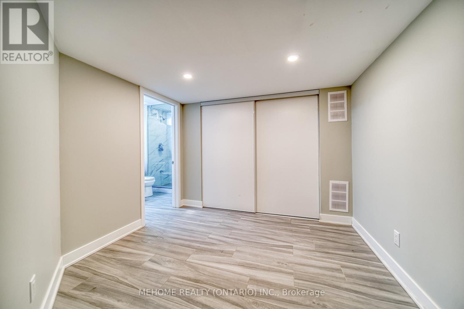 7 Proud Court, Aurora, Ontario  L4G 7B7 - Photo 32 - N12556866