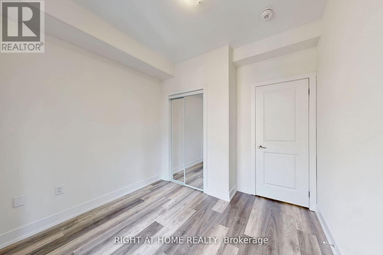 Th7 - 9 Phelps Lane, Richmond Hill, Ontario  L4E 1J4 - Photo 17 - N12556880