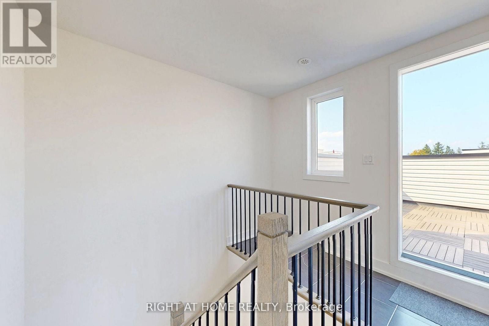 Th7 - 9 Phelps Lane, Richmond Hill, Ontario  L4E 1J4 - Photo 14 - N12556902