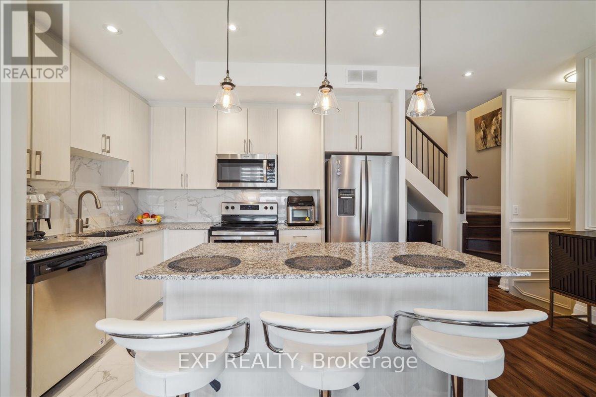 A203 - 5309 Highway 7, Vaughan, Ontario  L4L 0J1 - Photo 3 - N12556950