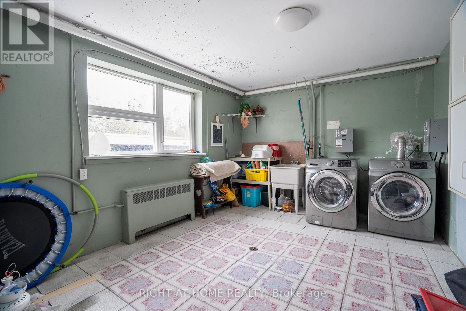 1 - 285 Richmond St Street, Richmond Hill, Ontario  L4C 3Z2 - Photo 8 - N12556960