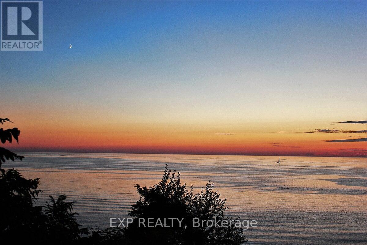 6 IRENE CRESCENT, Bluewater, Ontario