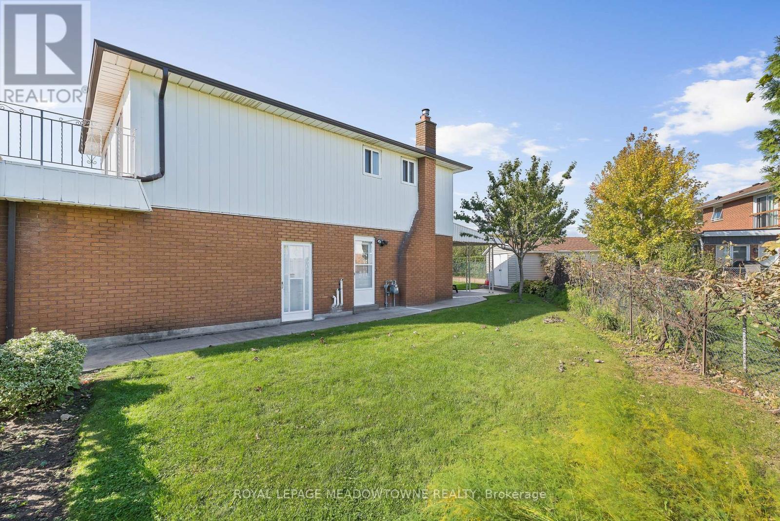 305 Ulric Crescent, Oakville, Ontario  L6K 3R3 - Photo 24 - W12556868