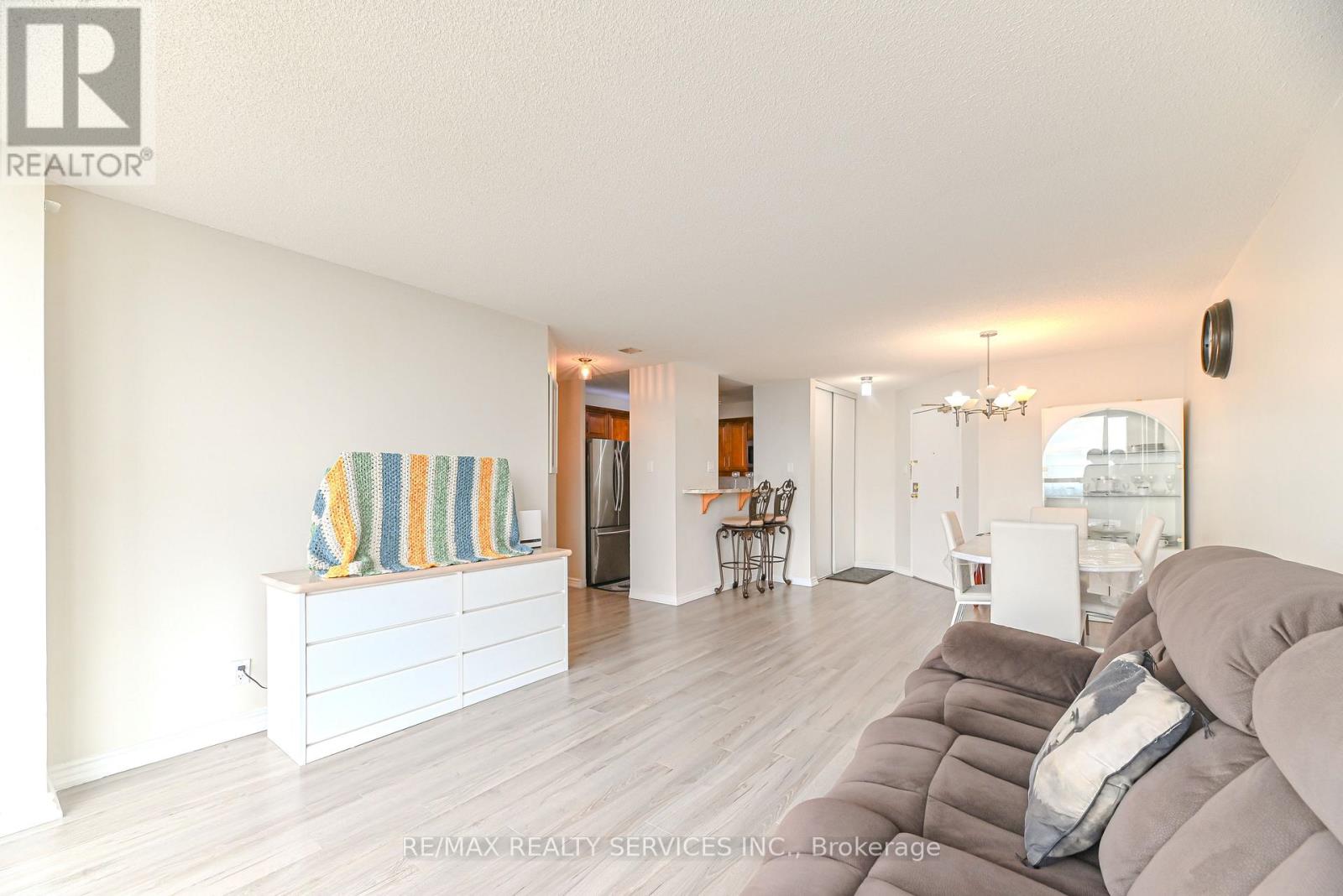 1911 - 35 Trailwood Drive, Mississauga, Ontario  L4Z 3K9 - Photo 10 - W12556890