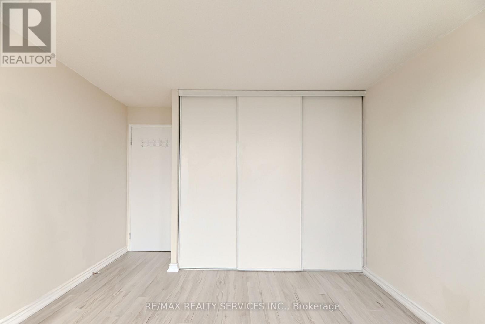 1911 - 35 Trailwood Drive, Mississauga, Ontario  L4Z 3K9 - Photo 34 - W12556890