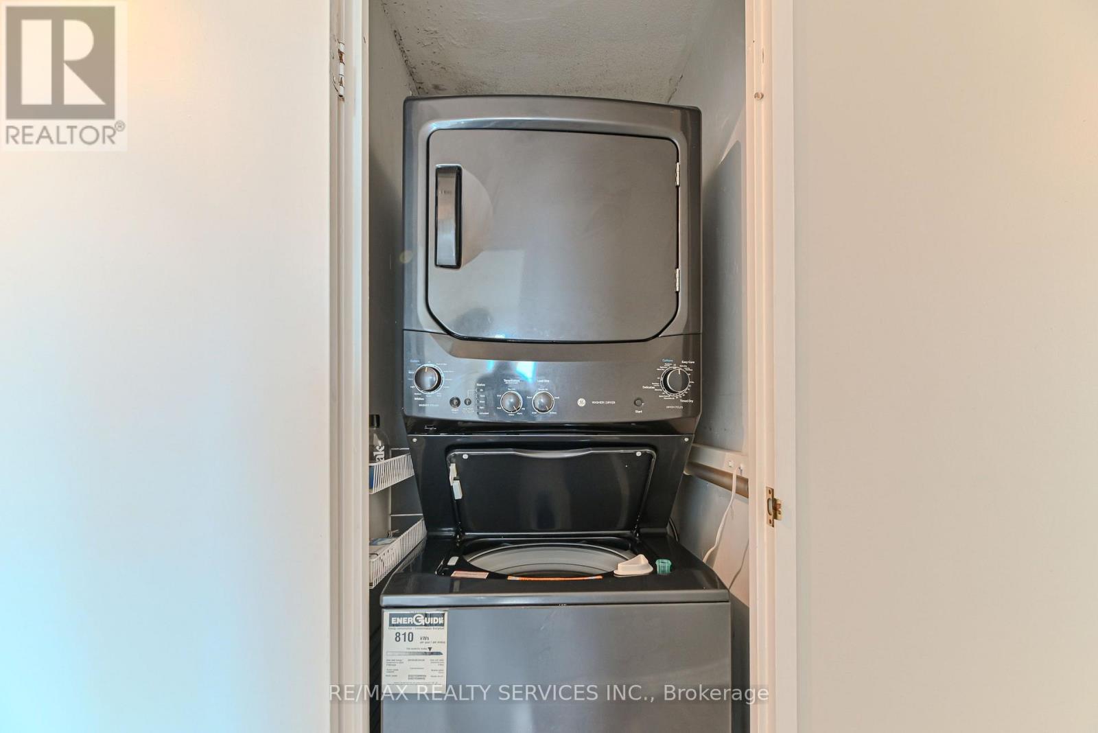 1911 - 35 Trailwood Drive, Mississauga, Ontario  L4Z 3K9 - Photo 35 - W12556890