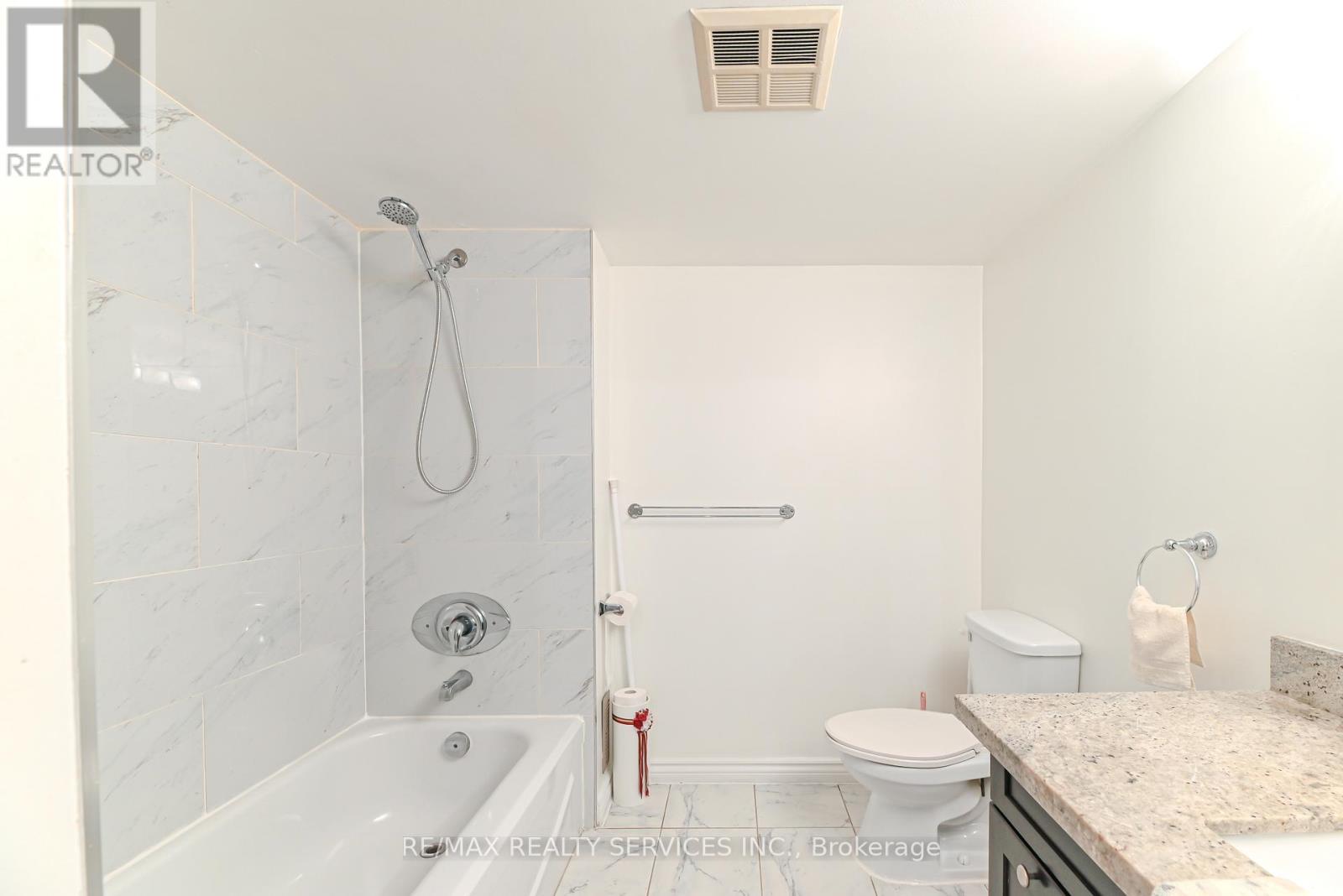 1911 - 35 Trailwood Drive, Mississauga, Ontario  L4Z 3K9 - Photo 37 - W12556890