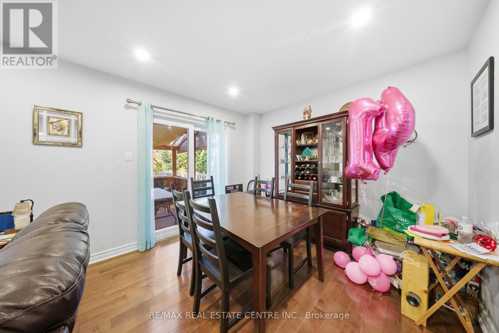 3129 Stevenage Court, Mississauga, Ontario  L5N 4T7 - Photo 14 - W12556944