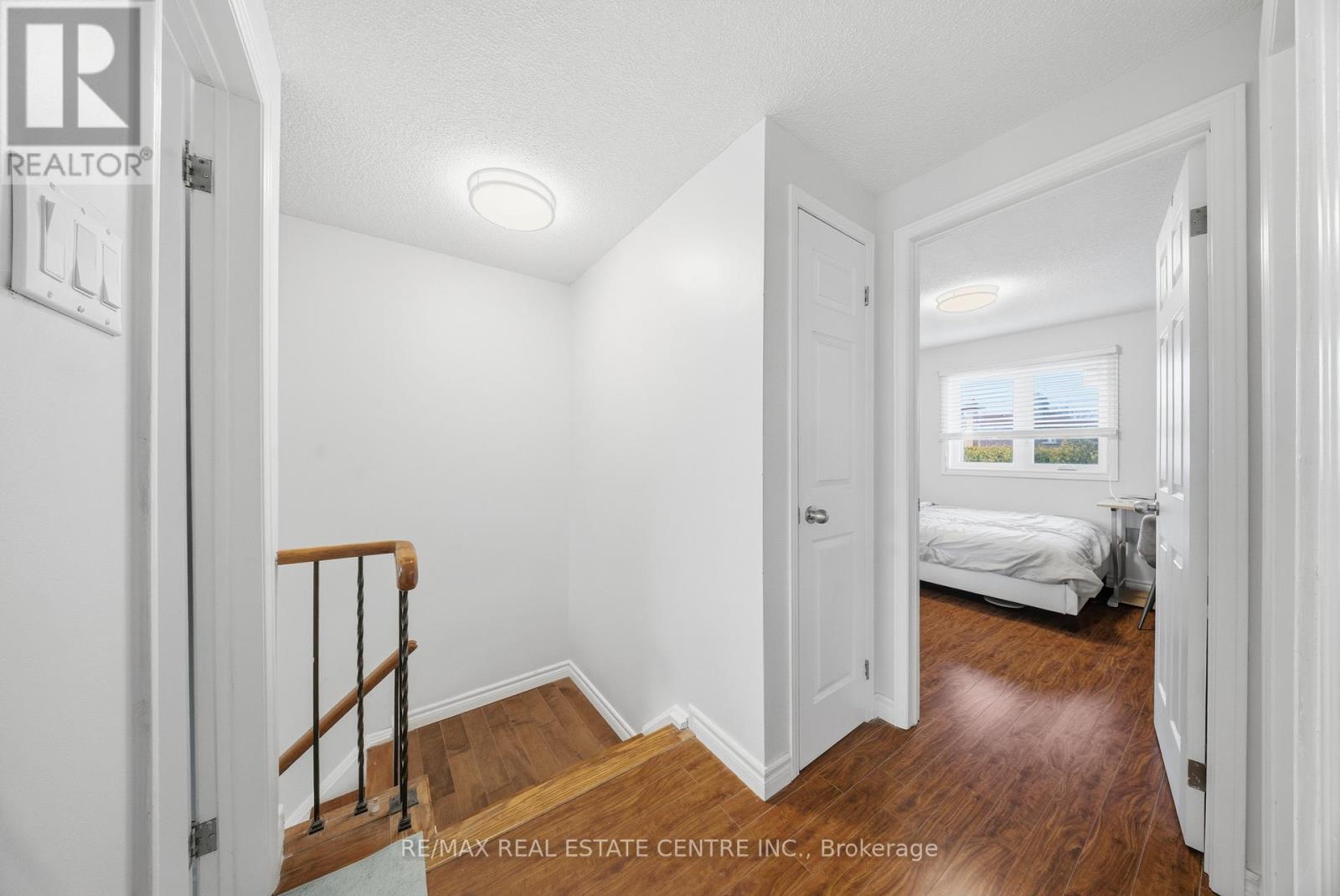 3129 Stevenage Court, Mississauga, Ontario  L5N 4T7 - Photo 19 - W12556944