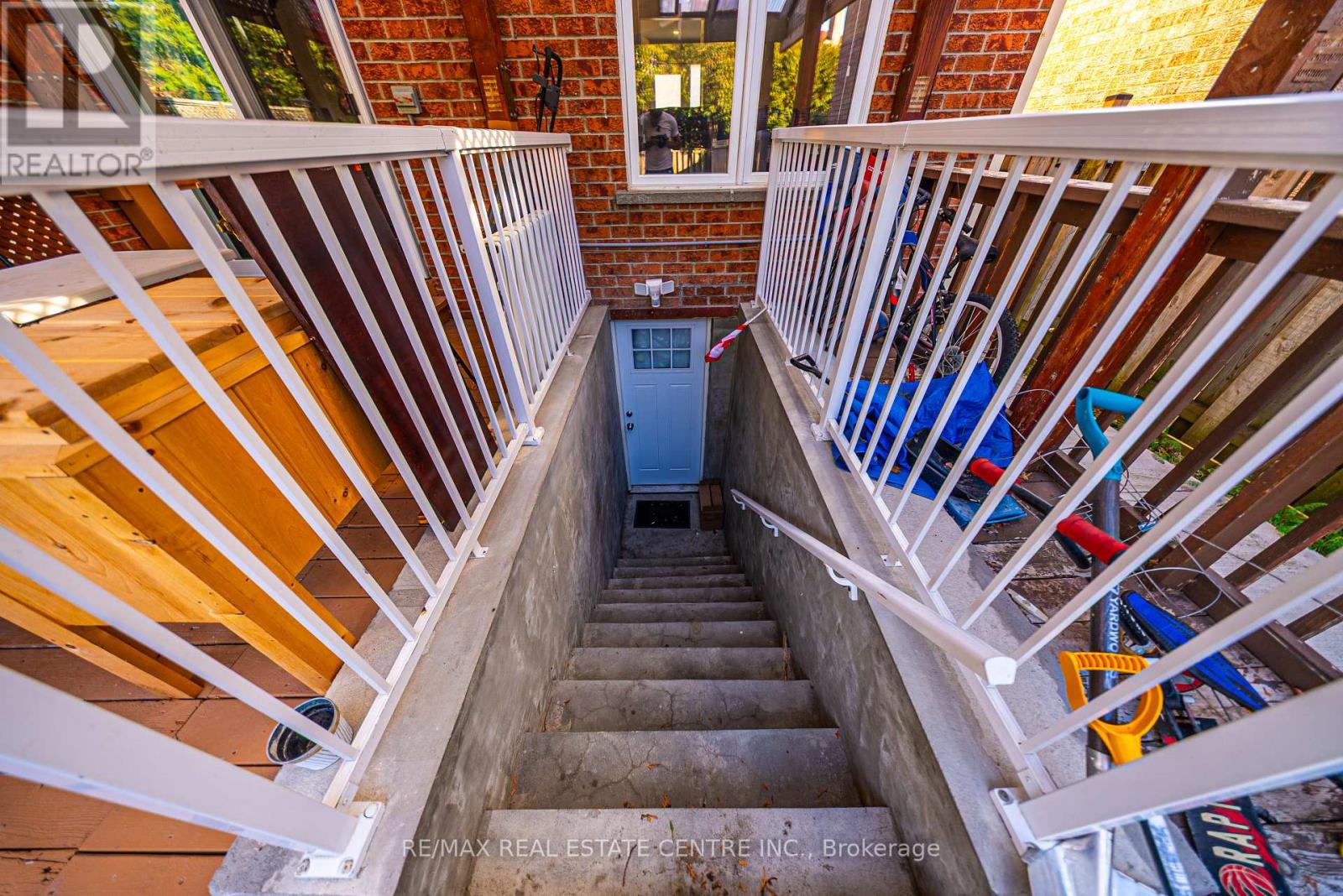 3129 Stevenage Court, Mississauga, Ontario  L5N 4T7 - Photo 31 - W12556944