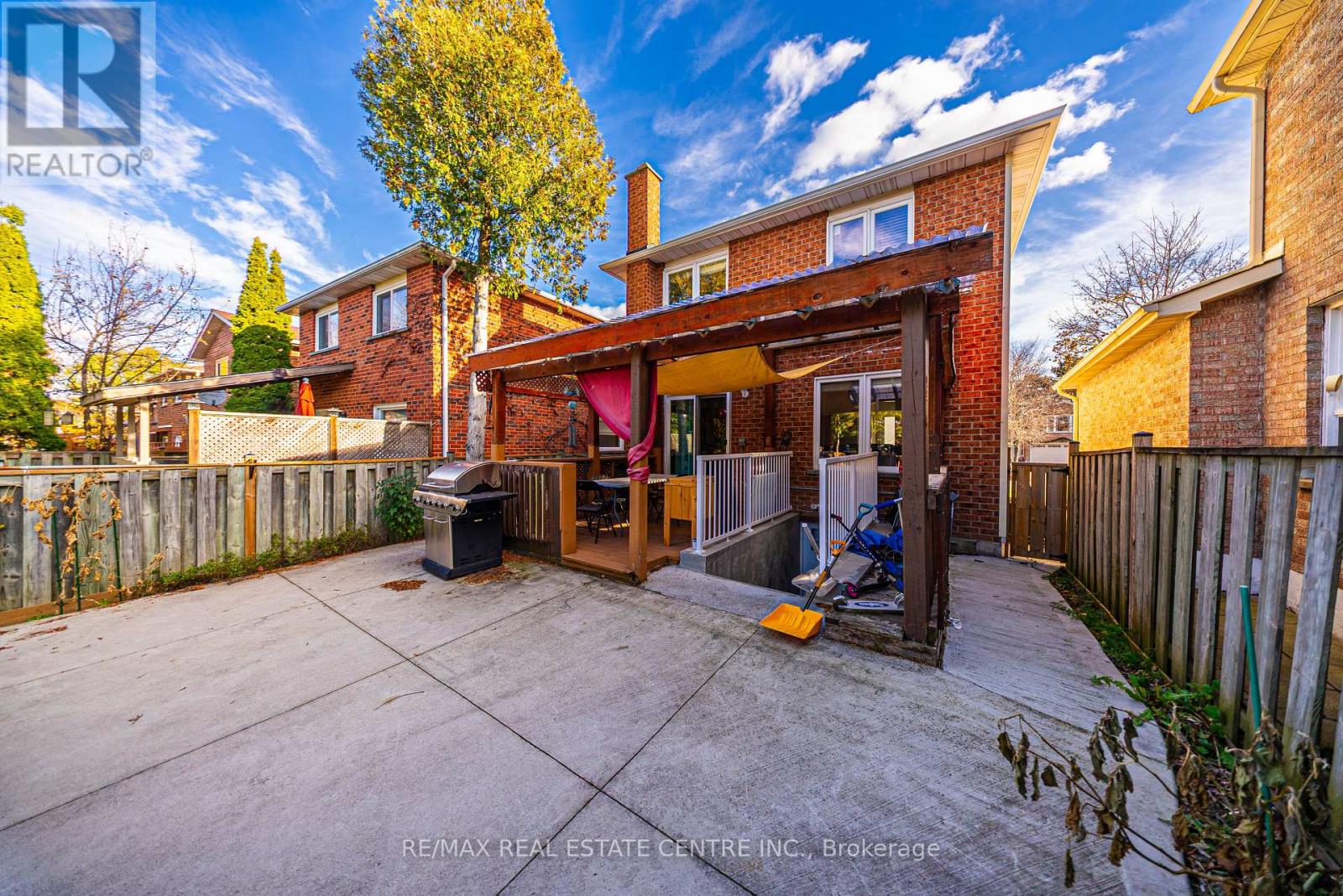 3129 Stevenage Court, Mississauga, Ontario  L5N 4T7 - Photo 35 - W12556944