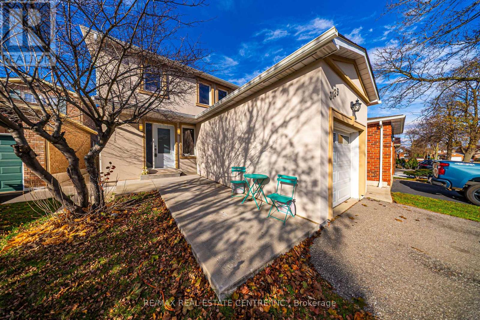 3129 Stevenage Court, Mississauga, Ontario  L5N 4T7 - Photo 7 - W12556944