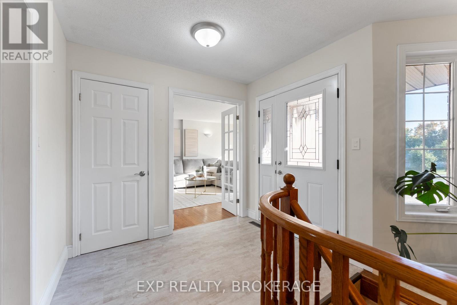 53 Gumby Lane, Quinte West, Ontario  K8V 5P6 - Photo 3 - X12556978