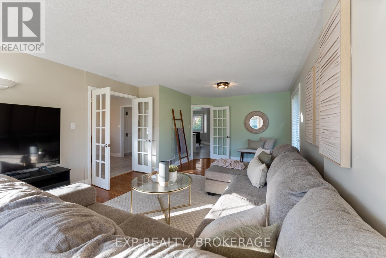 53 Gumby Lane, Quinte West, Ontario  K8V 5P6 - Photo 7 - X12556978