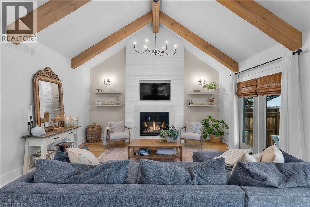 2218 Portage Road, Niagara Falls, Ontario  L2J 0C2 - Photo 4 - 40788379