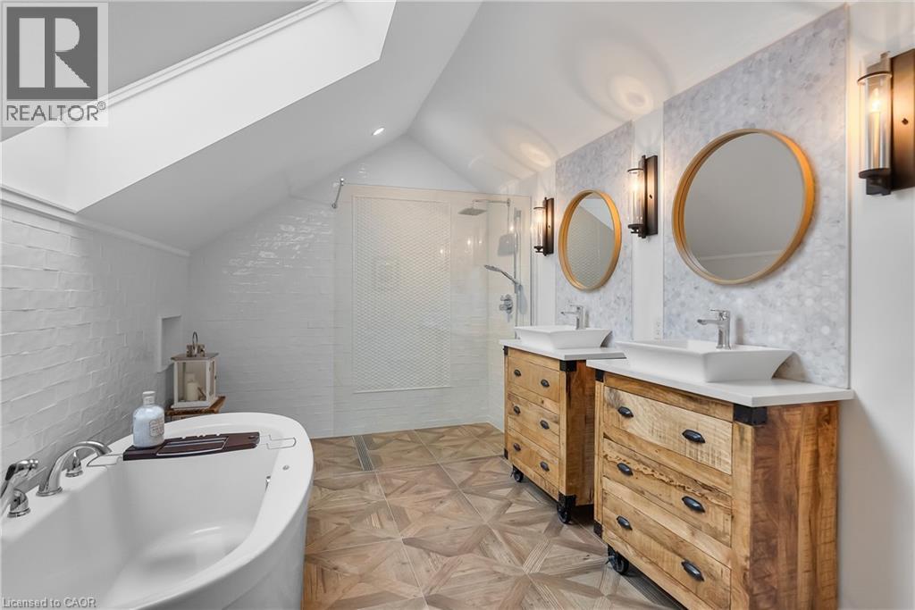 2218 Portage Road, Niagara Falls, Ontario  L2J 0C2 - Photo 26 - 40788379