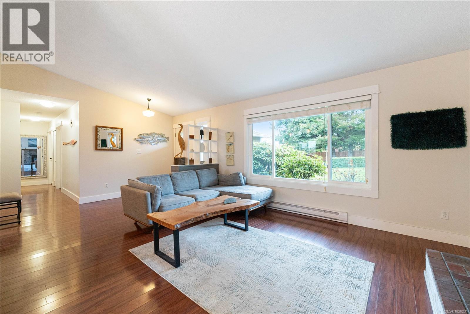 6255 Blueback Rd, Nanaimo, British Columbia  V9V 1A9 - Photo 8 - 1020231