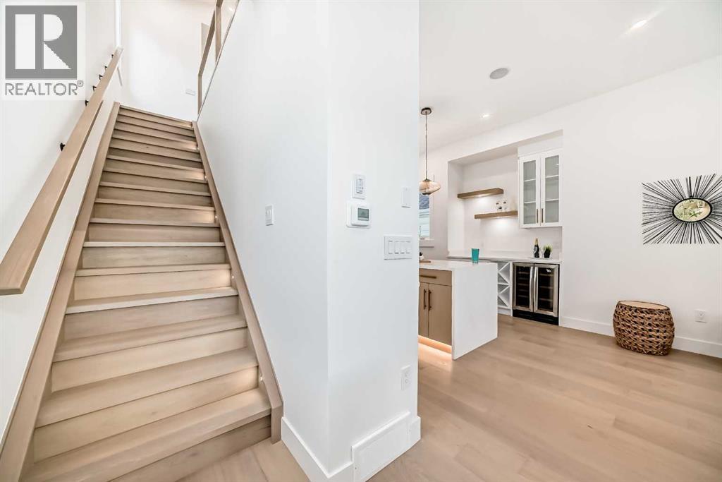 214 27 Avenue Nw, Calgary, Alberta  T2M 2H4 - Photo 17 - A2268969