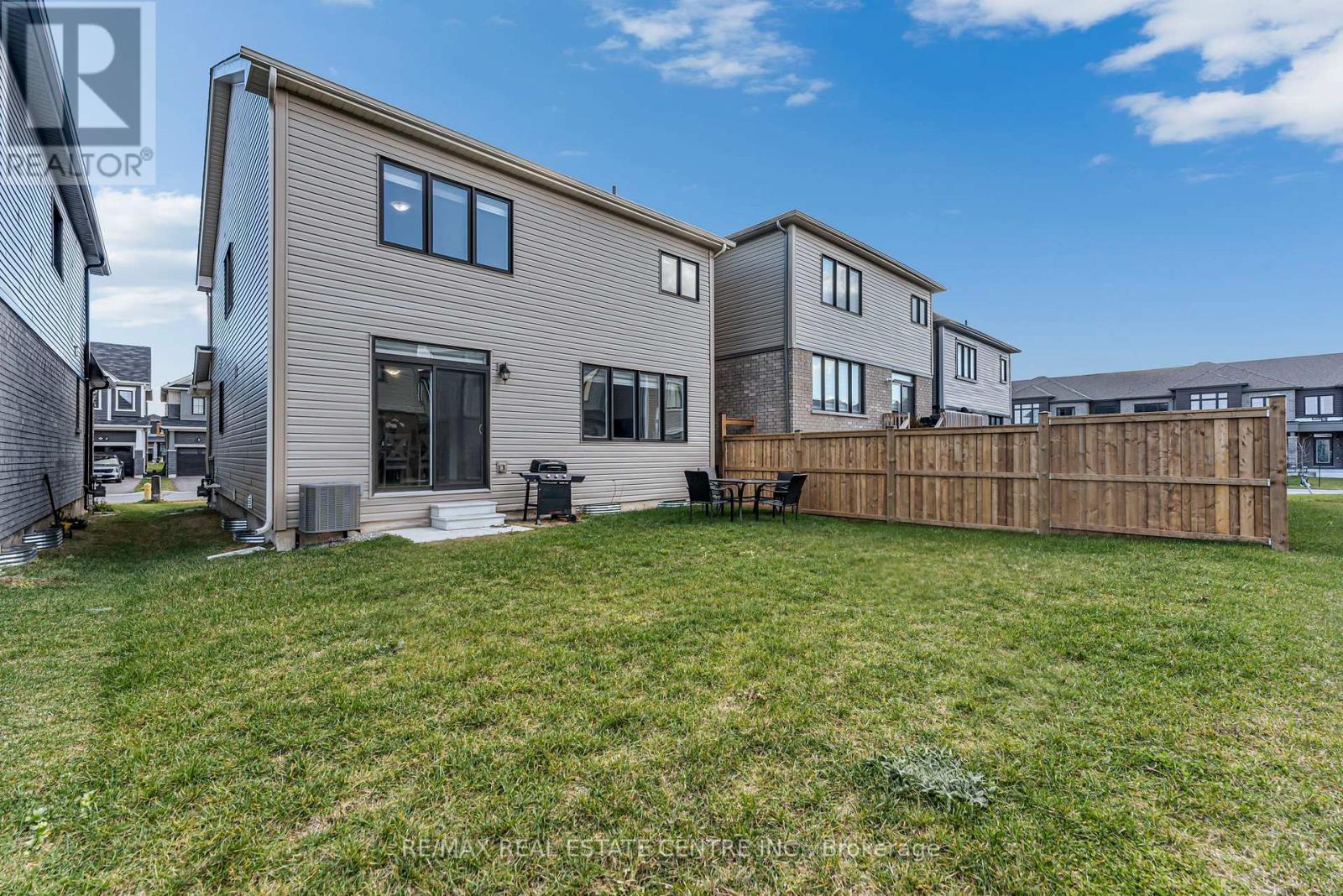 65 Ever Sweet Way, Thorold, Ontario  L2V 0K8 - Photo 34 - X12556848