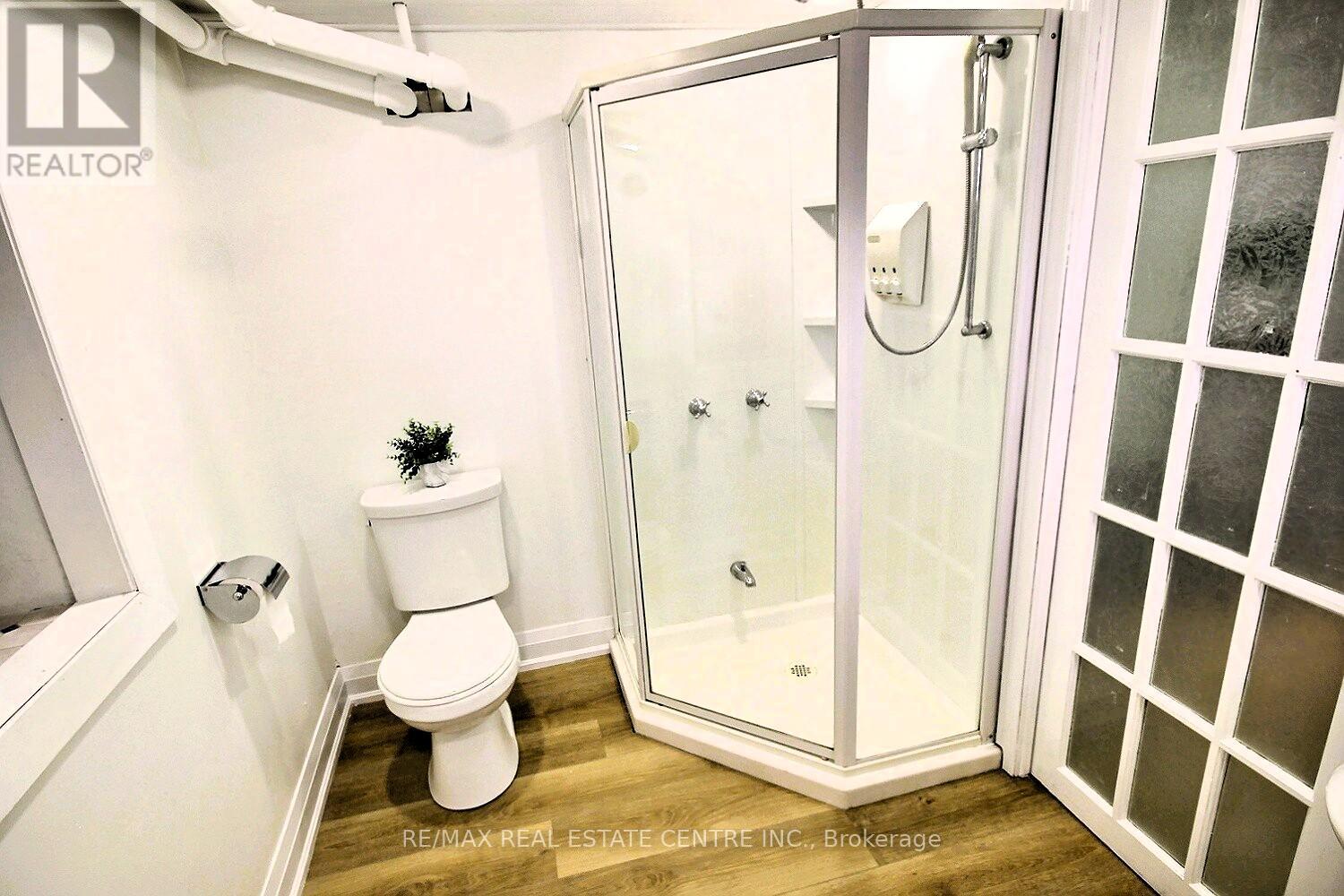 324 Wellington Street N Street N, Waterloo, Ontario  N2H 5K9 - Photo 17 - X12556854