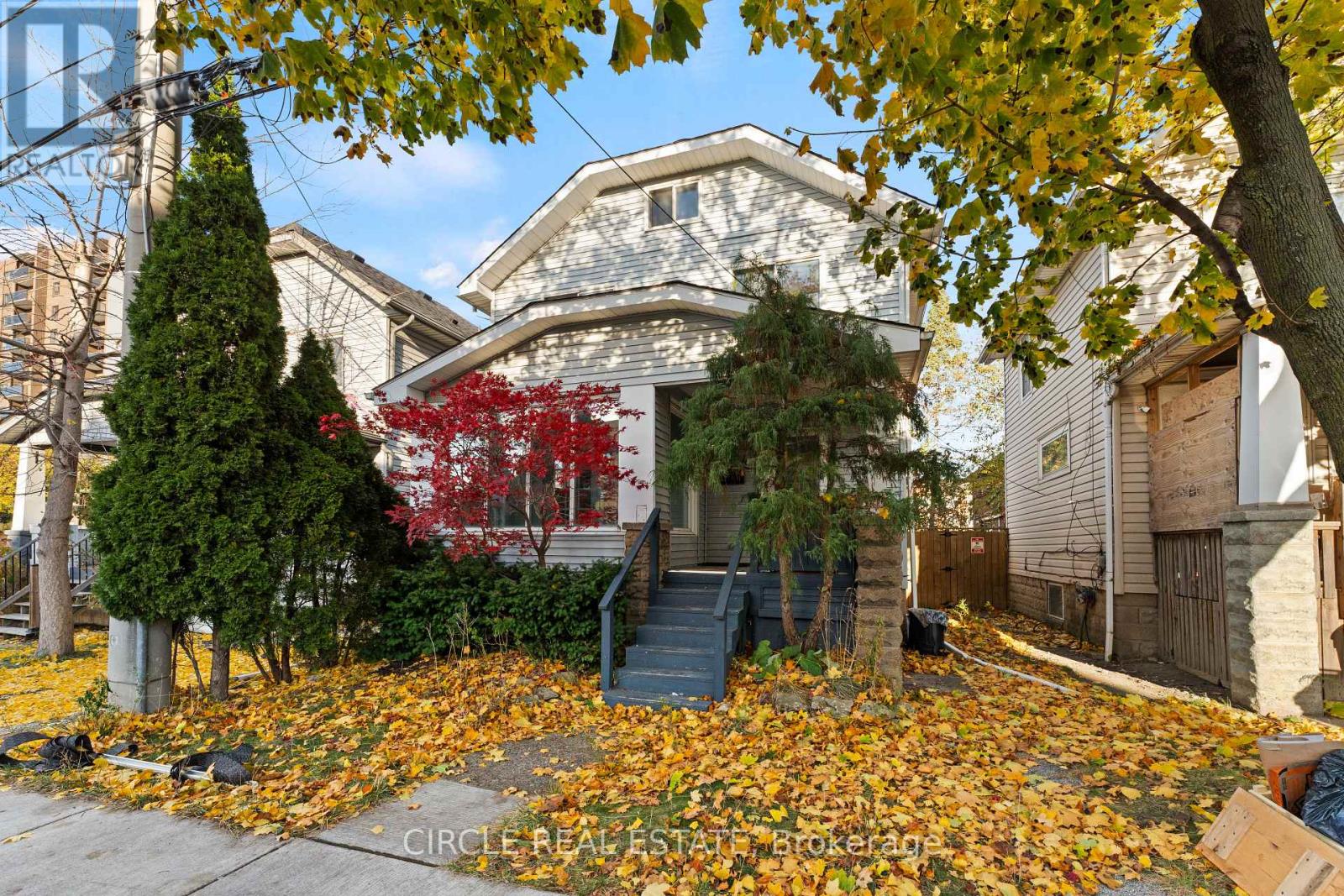1374 Pelissier Street, Windsor, Ontario  N8X 1M5 - Photo 3 - X12556856