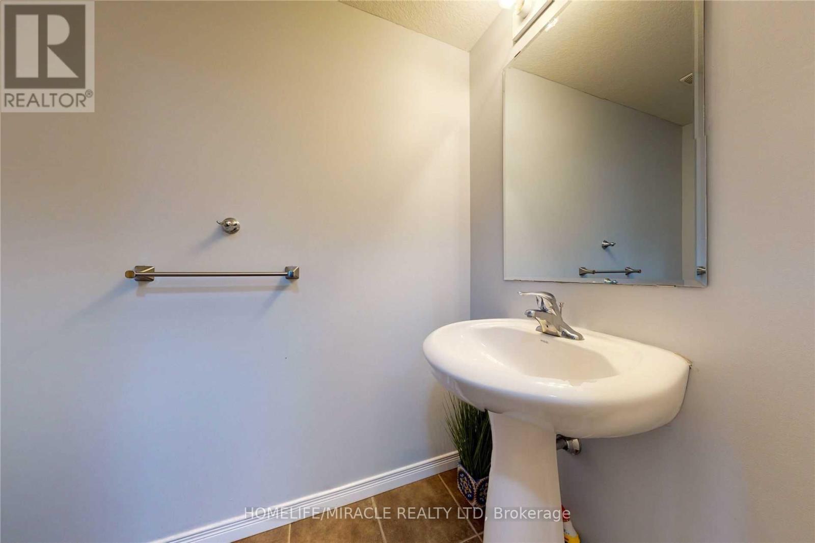 1a - 50 Howe Drive, Kitchener, Ontario  N2E 0A3 - Photo 15 - X12556888