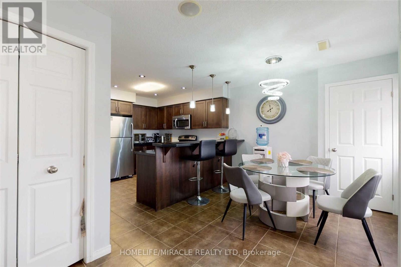 1a - 50 Howe Drive, Kitchener, Ontario  N2E 0A3 - Photo 6 - X12556888