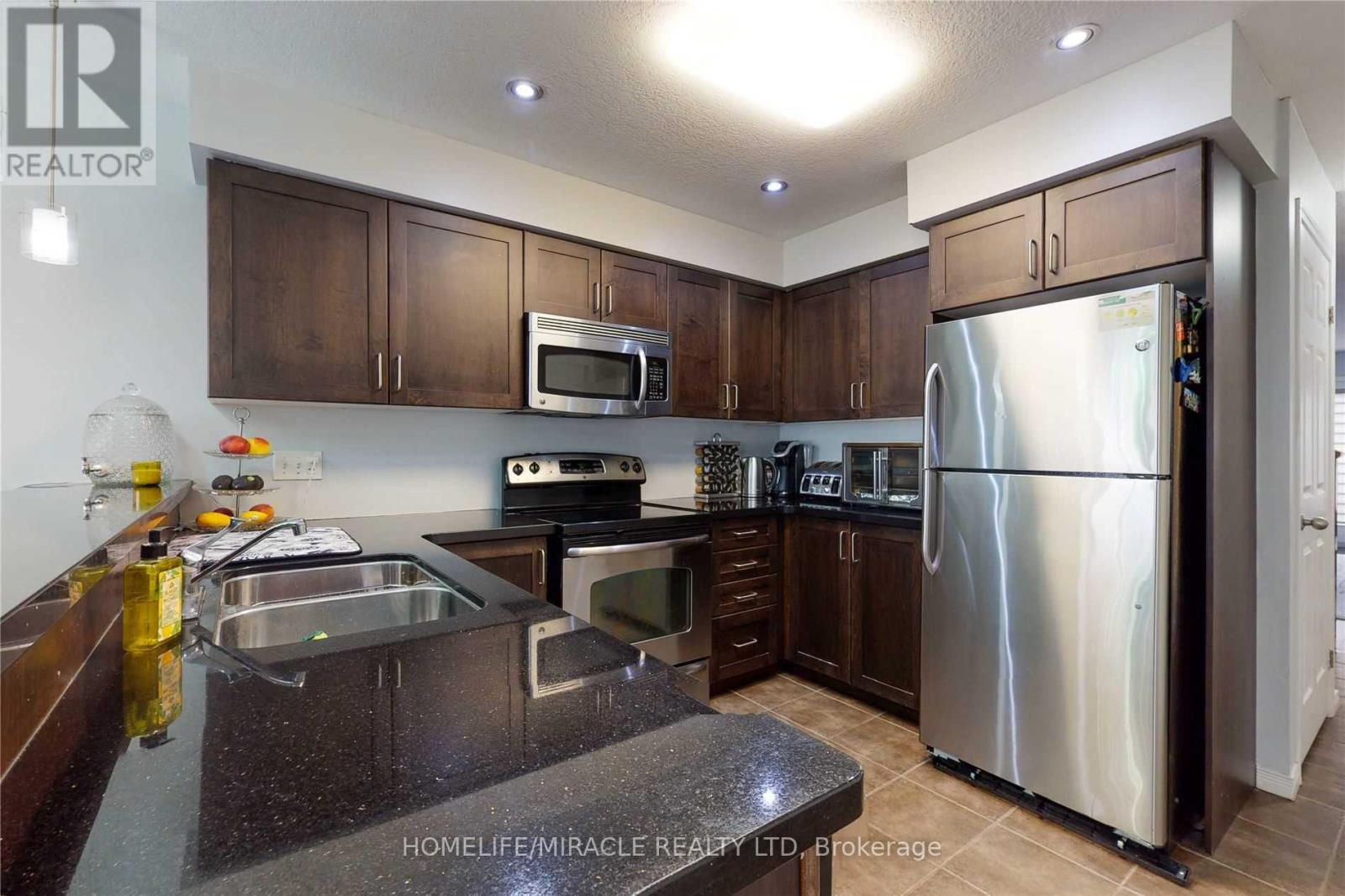 1a - 50 Howe Drive, Kitchener, Ontario  N2E 0A3 - Photo 7 - X12556888