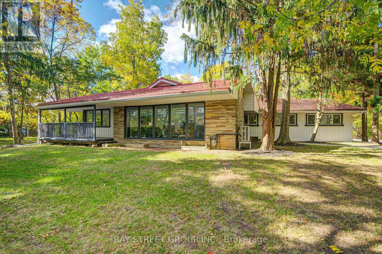 14874 Niagara River Parkway, Niagara-On-The-Lake, Ontario  L0S 1J0 - Photo 2 - X12556904