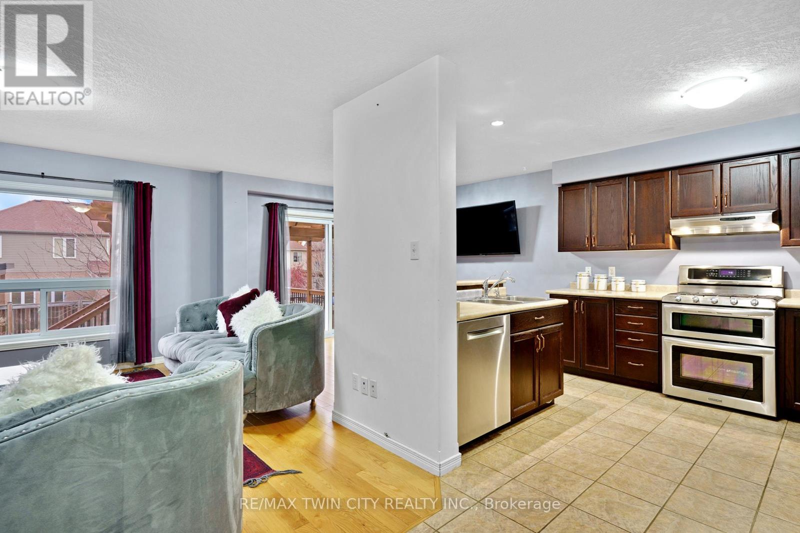 139 Ferris Drive, Wellesley, Ontario  N0B 2T0 - Photo 15 - X12556922